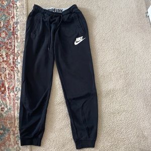 Nike joggers